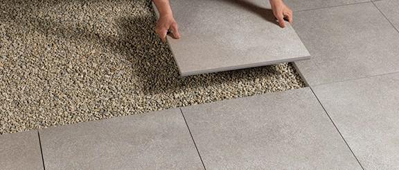 Dry installation on gravel and sand