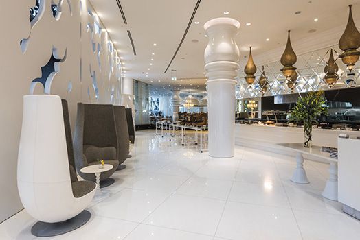 Mondrian Tower Doha - Restaurant & Smoking Area
