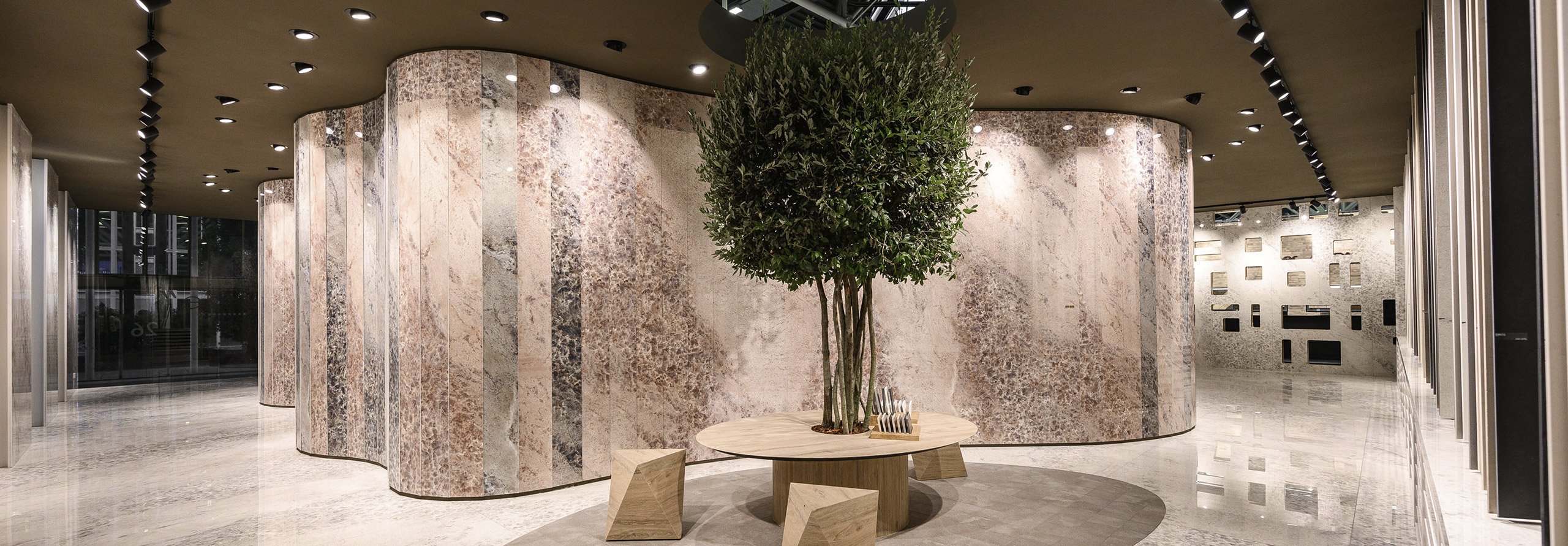 FMG STAND AT CERSAIE 2019